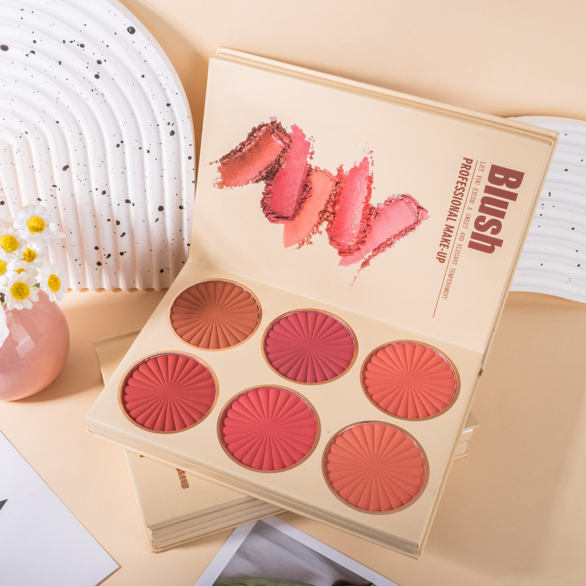URATM 43-Color All-in-One Book-Style Makeup Kit