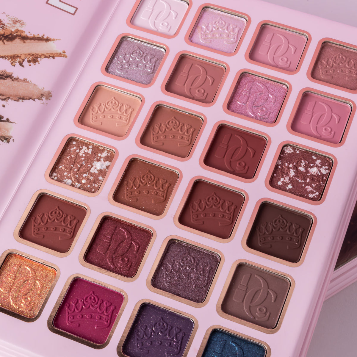 URATM 43-Color Nude Book-Style Makeup Palette