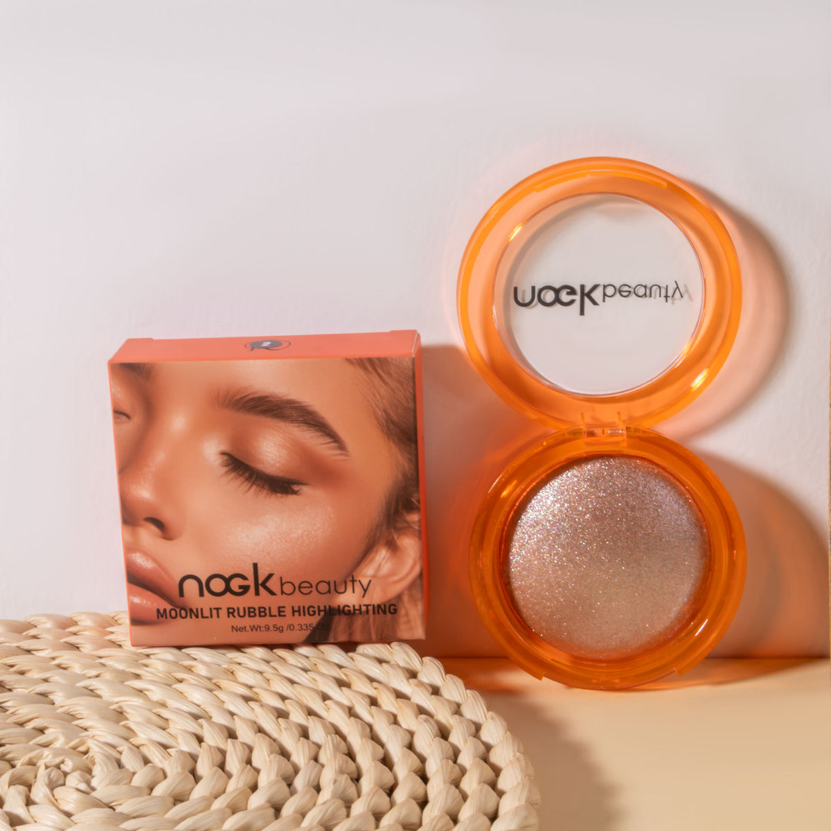 URATM Shimmer Single Eyeshadow & Highlighter #04 Champagne Gold